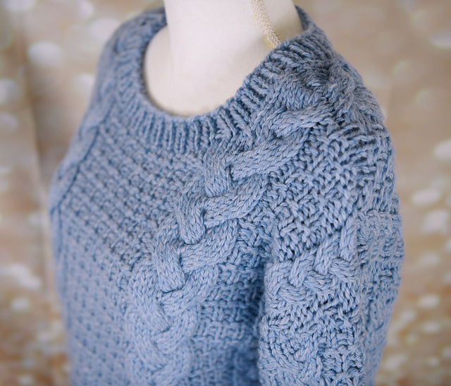 A FREE Cascade 220 Grande Pattern - Chunky Cabled Pullover (PDF)