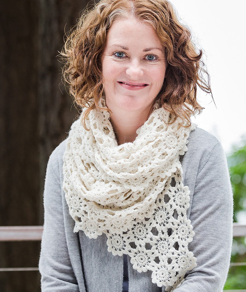 A Churchmouse Yarns and Teas Pattern - Crocheted Flowers Scarf (PDF)