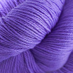 Cascade 220 - Deep Lavender (Color #8762) - Dye Lot 7L2289