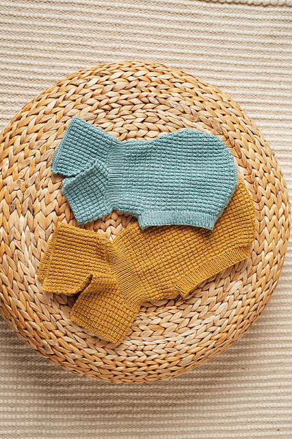 A Rowan Baby Cashsoft Merino Pattern - Chirp (PDF)