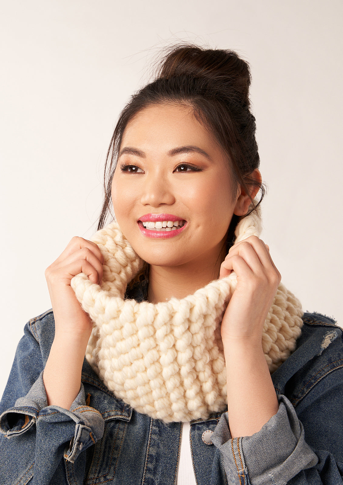 A Rowan BIG Big Wool Pattern - Coconut Snood (PDF)
