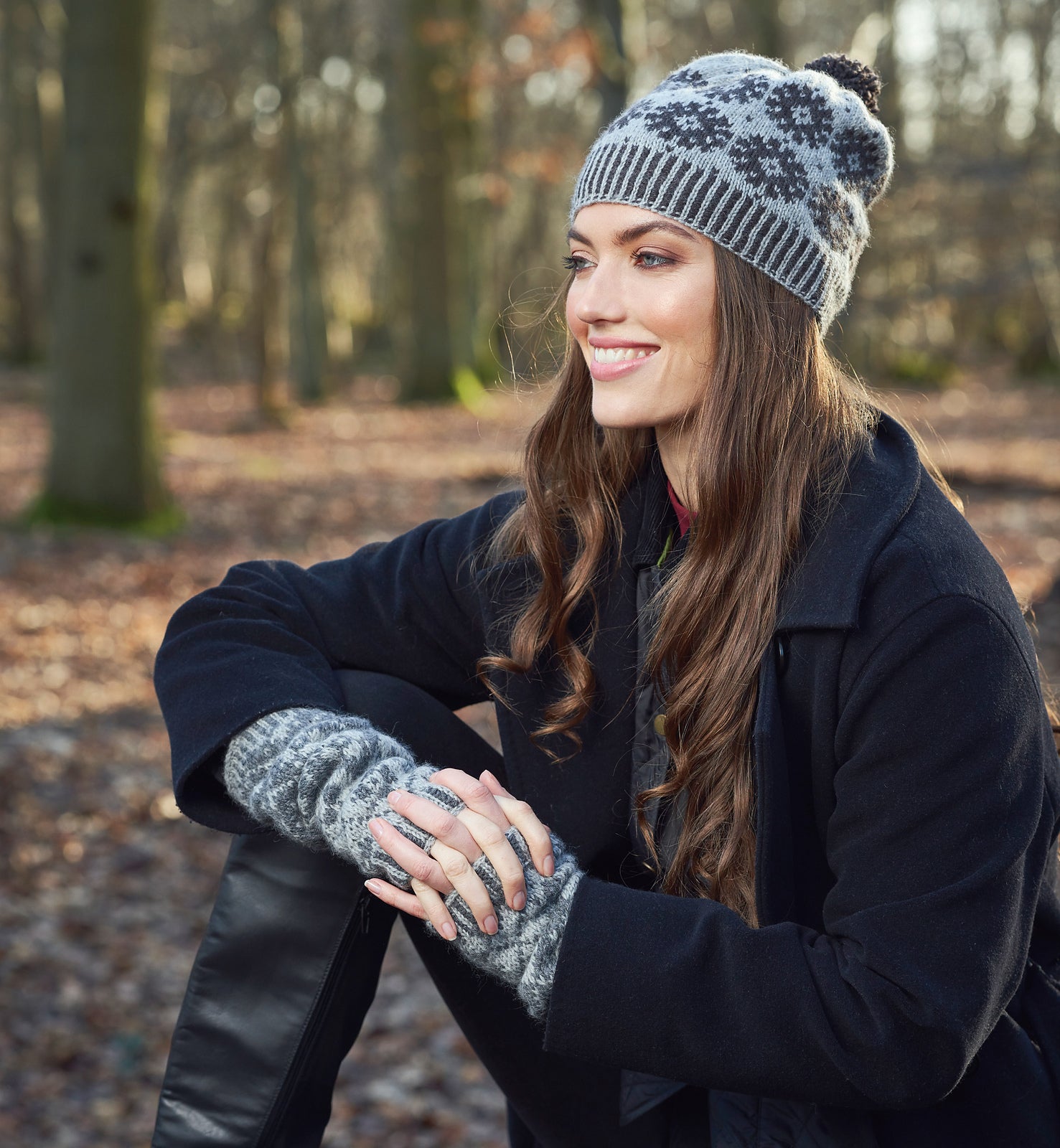 A Rowan Alpaca Soft DK Pattern - Lattice Armwarmers (PDF)