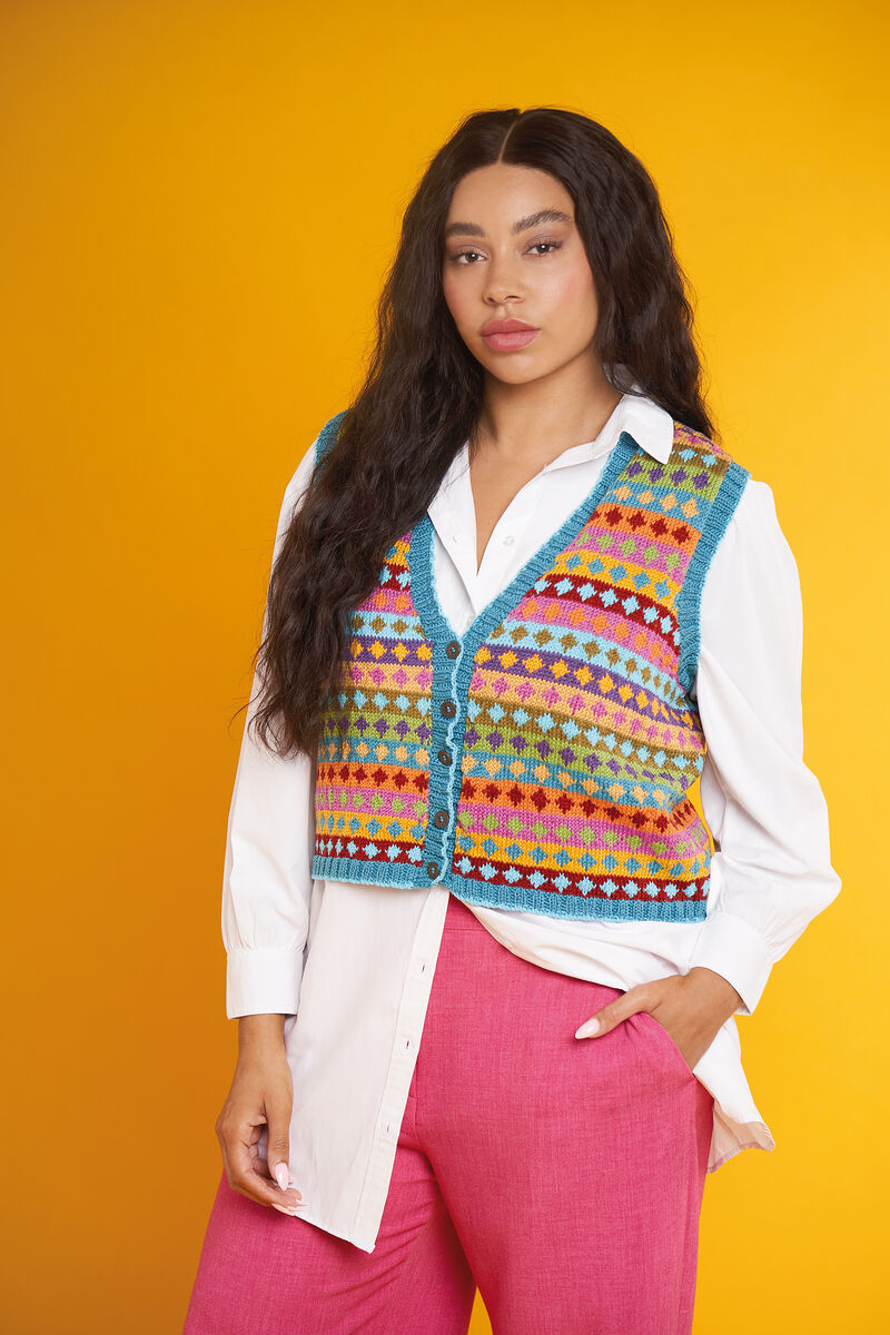 Rowan Magazine #71 - ORDERS THAT INCLUDE THIS BOOK SHIP FREE W/IN THE CONTIGUOUS US (Copy)