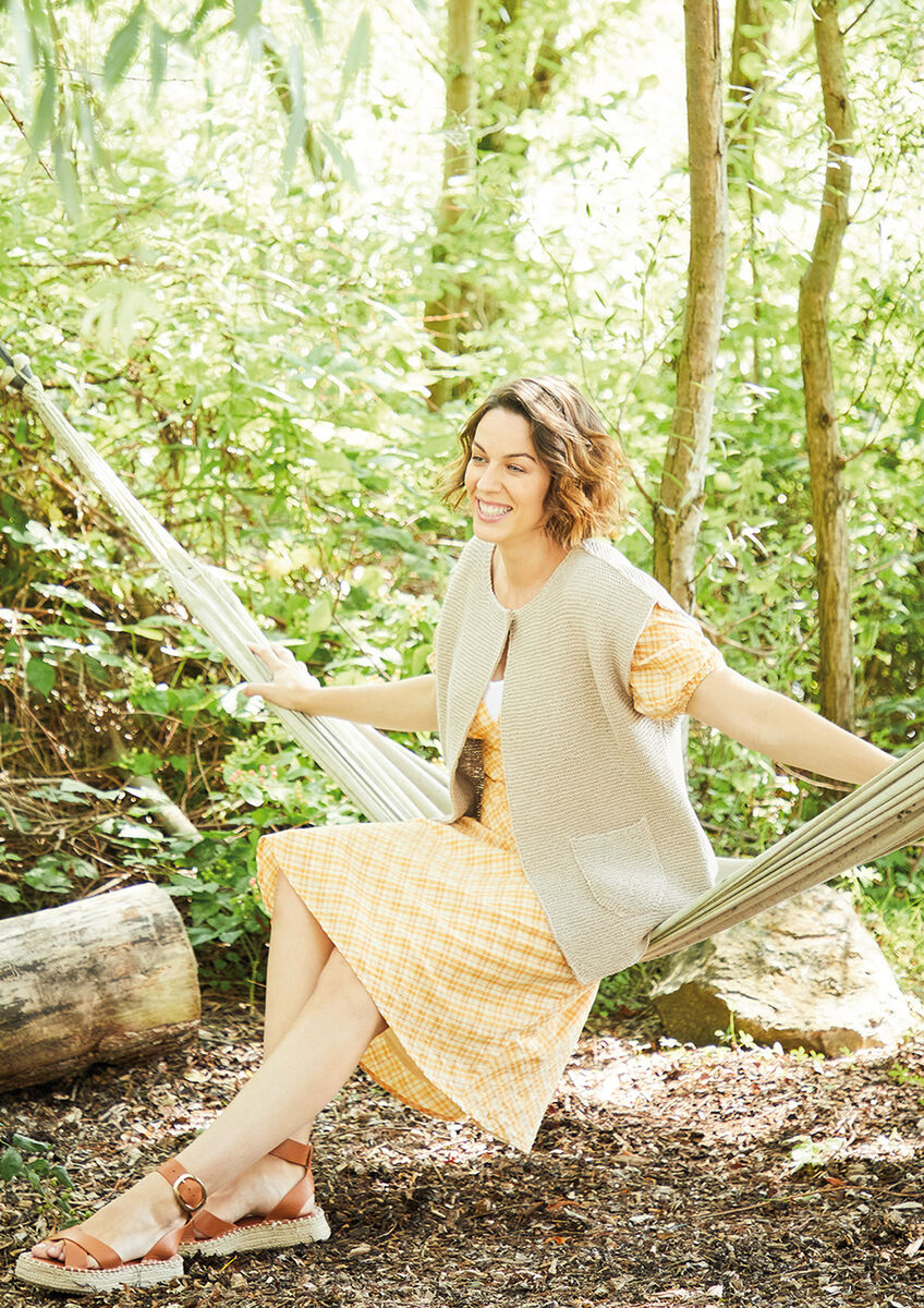 Rowan Magazine #71 - ORDERS THAT INCLUDE THIS BOOK SHIP FREE W/IN THE CONTIGUOUS US (Copy)