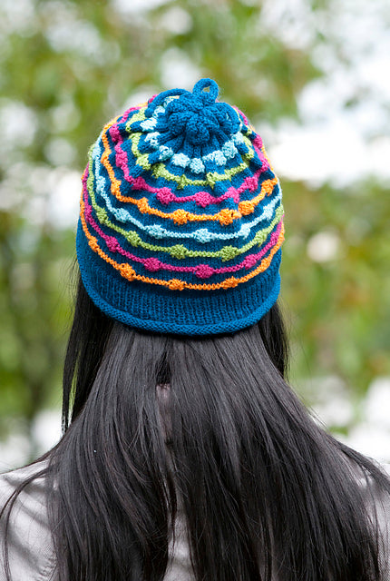 A FREE Cascade 220 Fingering Pattern - Dot & Dashes Hat (PDF)