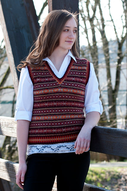 A FREE Cascade 220 Fingering Pattern - Crimson Trace Vest (PDF)