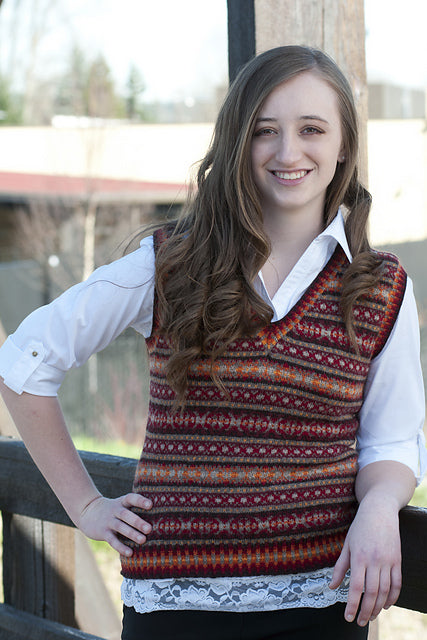 A FREE Cascade 220 Fingering Pattern - Crimson Trace Vest (PDF)