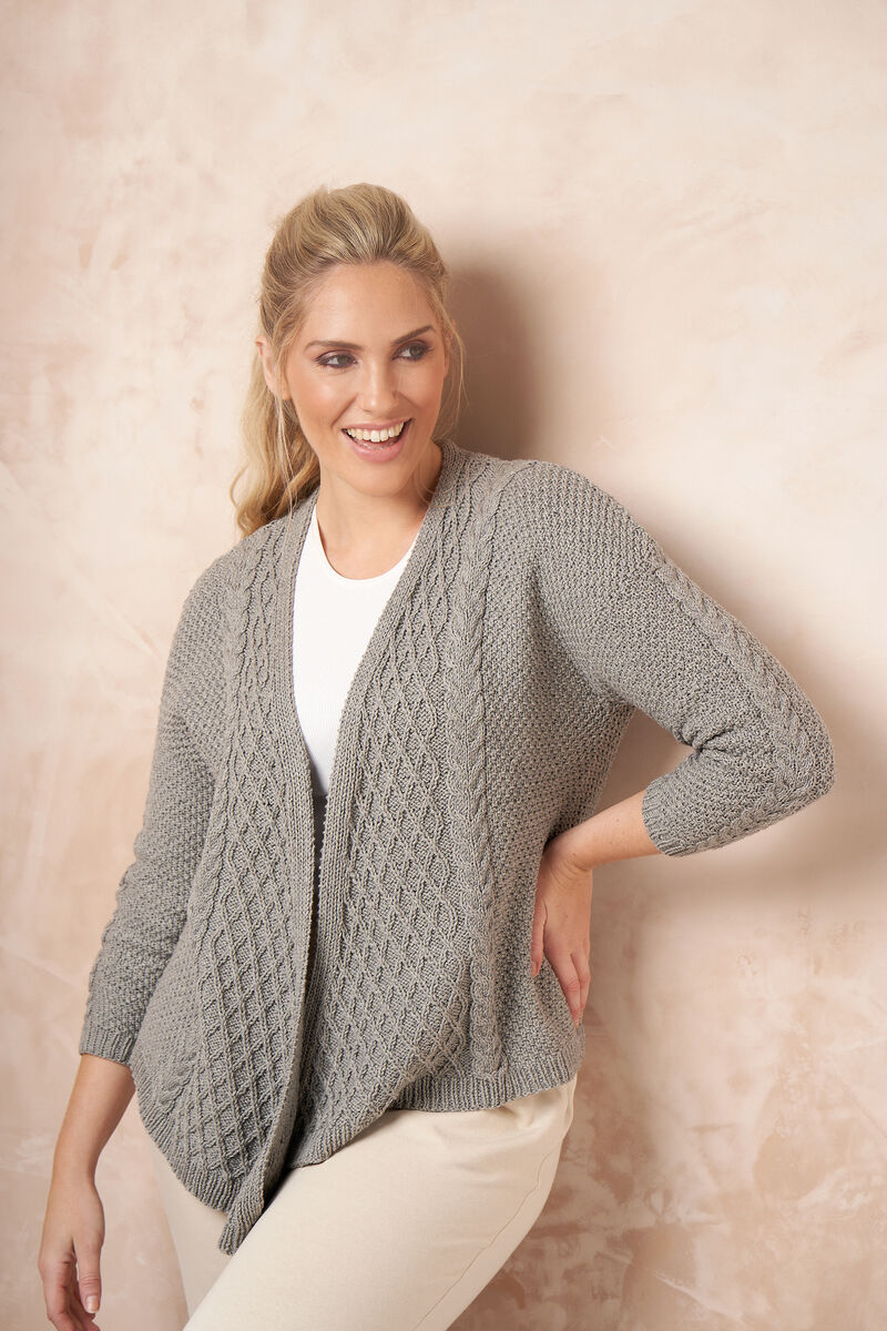 Rowan Magazine #71 - ORDERS THAT INCLUDE THIS BOOK SHIP FREE W/IN THE CONTIGUOUS US (Copy)