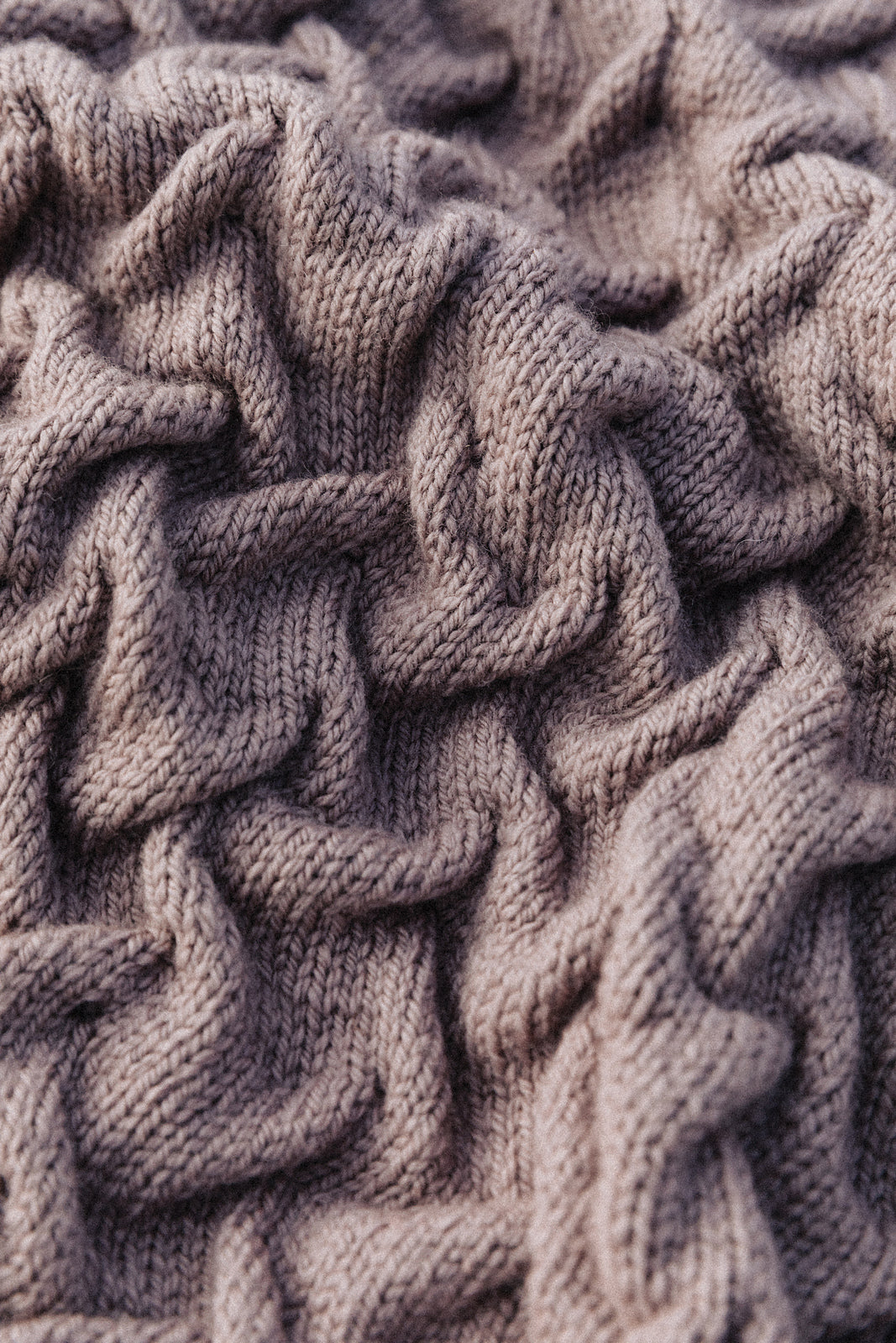 A Rowan Pebble Island Pattern - Gentoo Pullover (PDF)