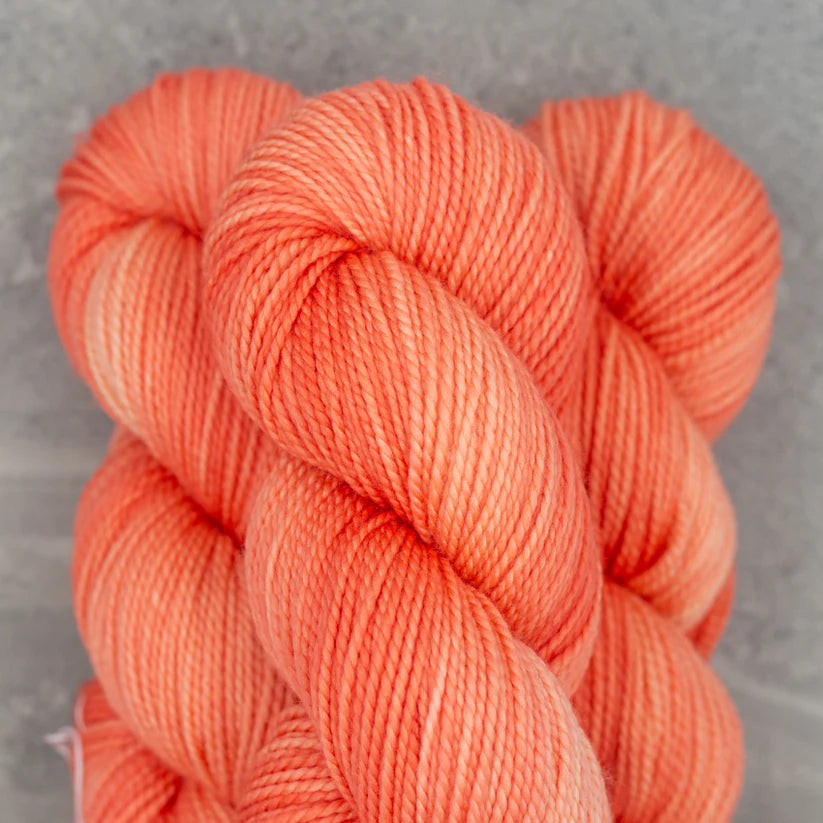 Madelinetosh Farm Twist - Grapefruit