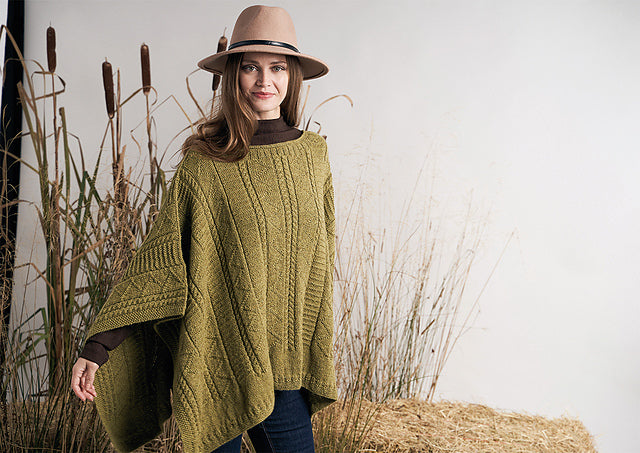 A Rowan Moordale Pattern - Herriot Poncho (PDF)