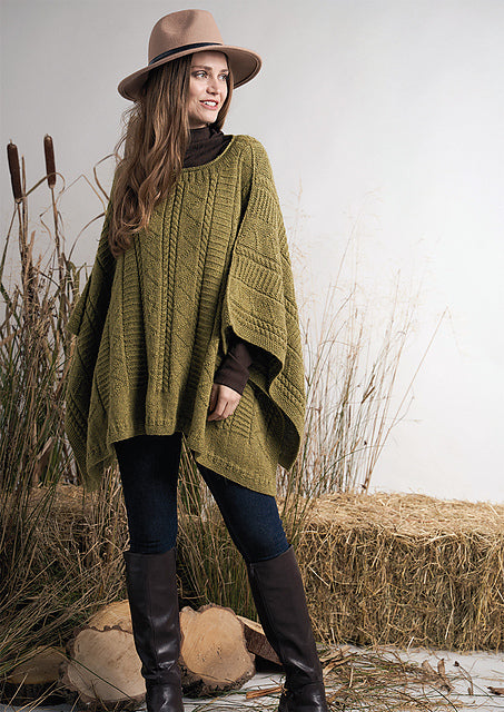 A Rowan Moordale Pattern - Herriot Poncho (PDF)