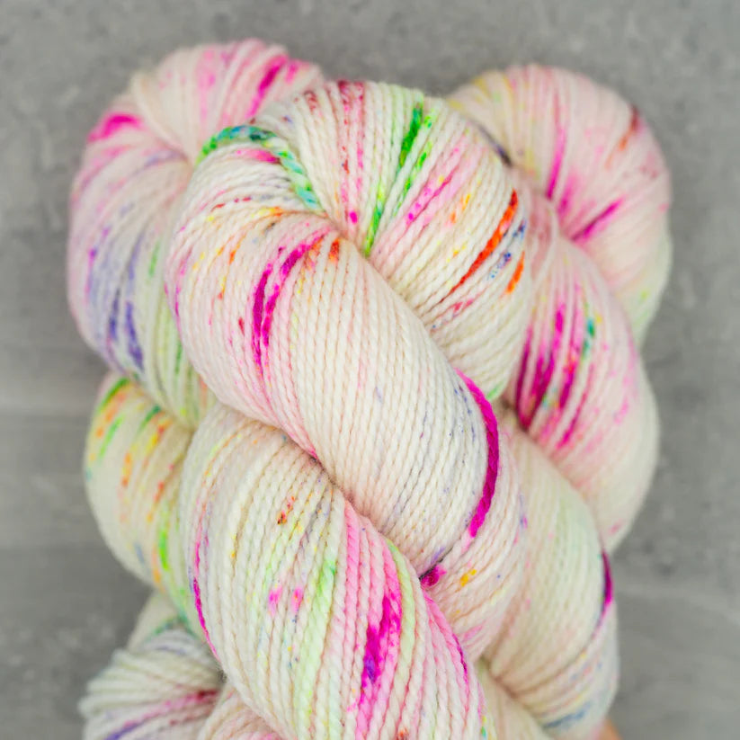 Madelinetosh Farm Twist - Umbrella Sky