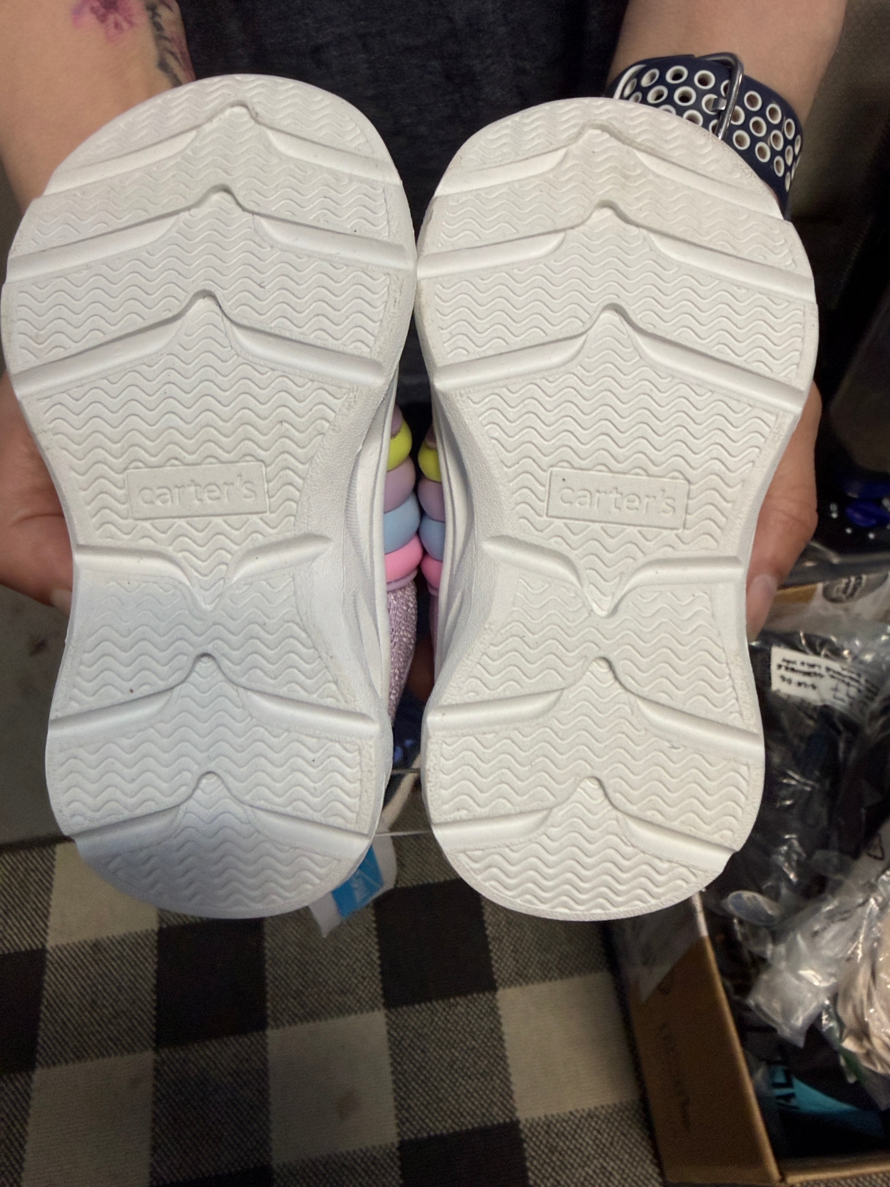 NWT, Carter's Kids' Girl Light-up Hug Sandals Size: 8