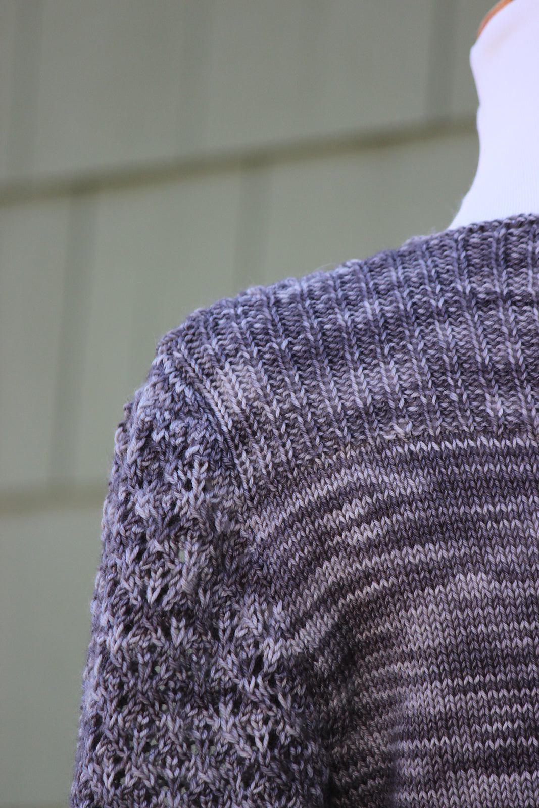 An Araucania Pattern - Leena Pullover (PDF)