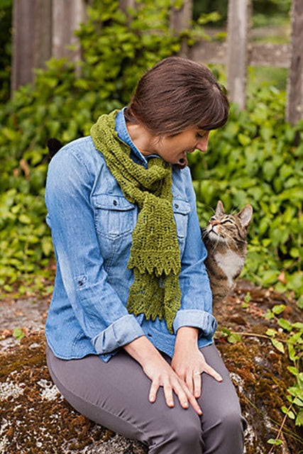 A Churchmouse Yarns and Teas Pattern - Fir Cone Scarf & Wrap (PDF)