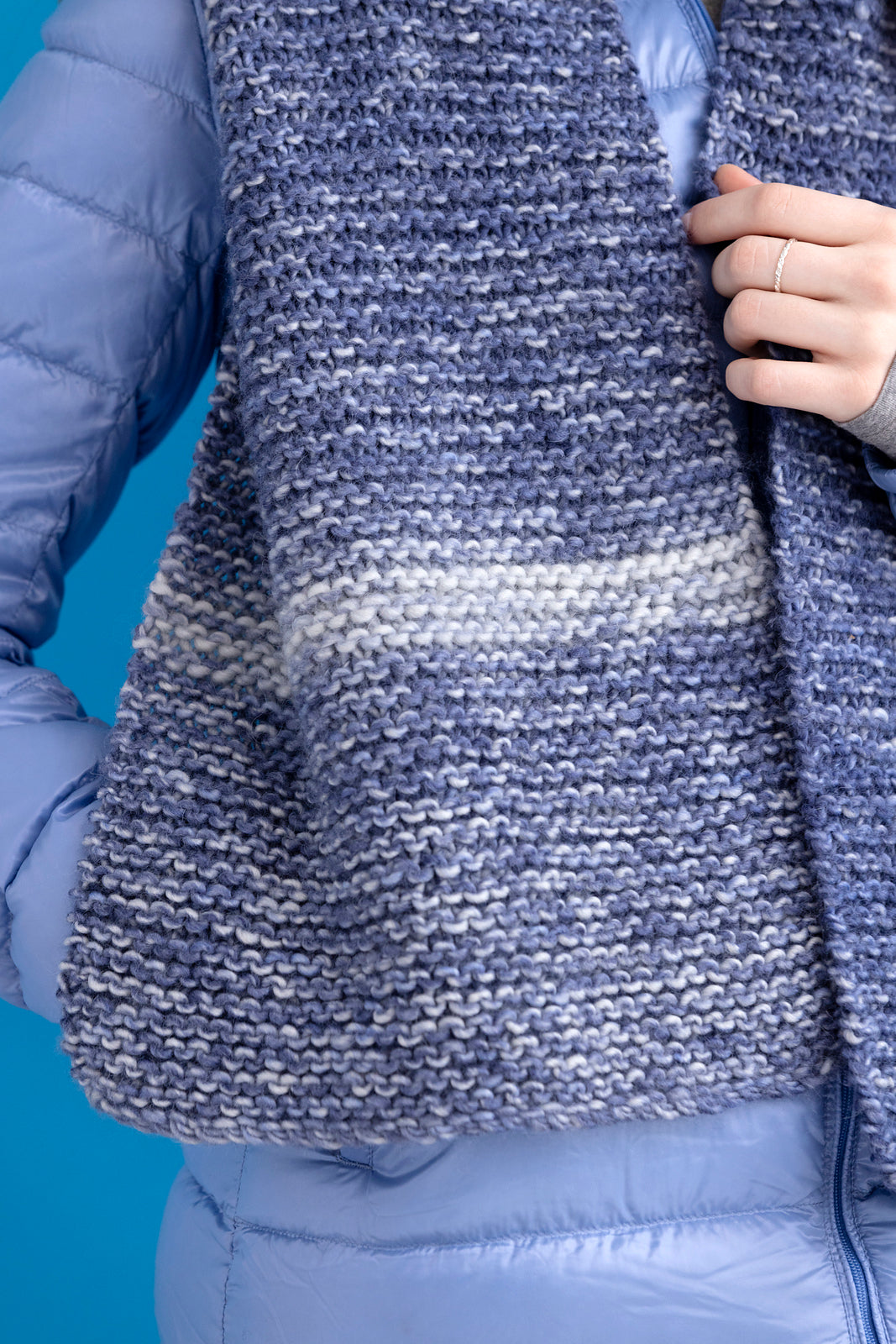 A Juniper Moon Farm Moonshine Bulky Dappled Pattern - Seaspray (PDF)
