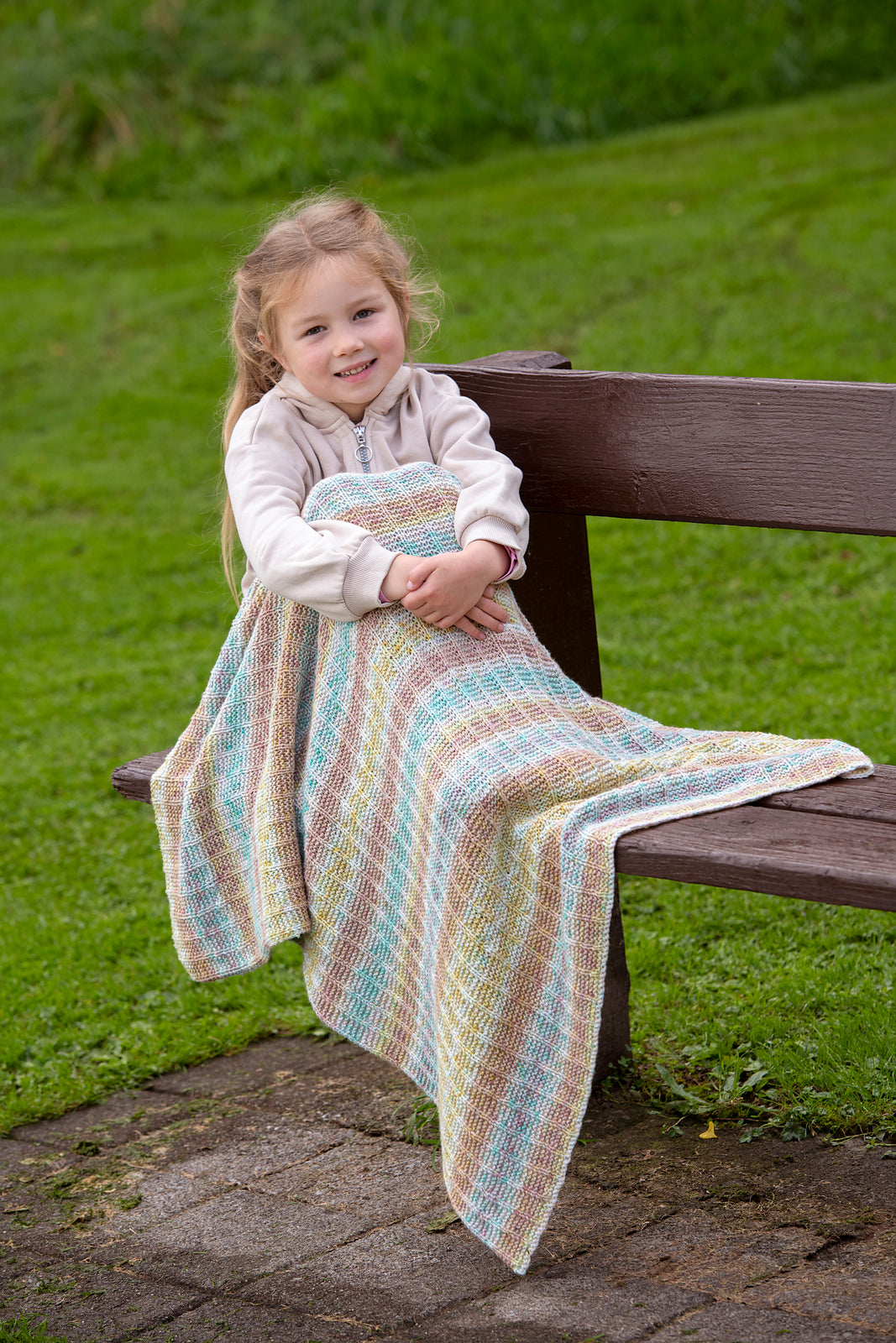 A Juniper Moon Cirrus Jacquard Pattern - Paige (PDF)