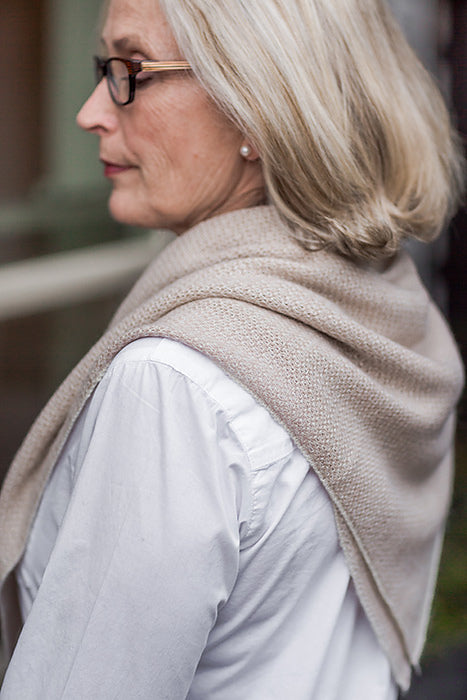 A Churchmouse Yarns and Teas Pattern - Two-Tone Twill Scarf (PDF)