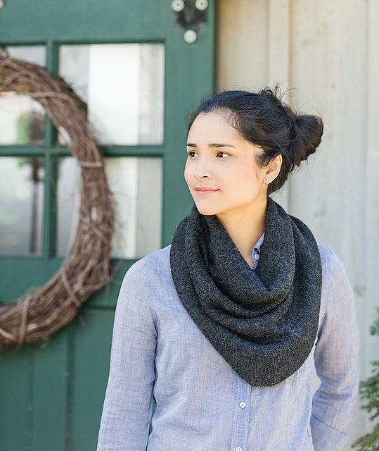 A Churchmouse Yarns and Teas Pattern - Tapered Cowl (PDF)