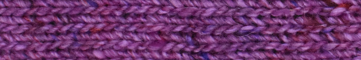 Noro Madara - Akajiso (Color #33)