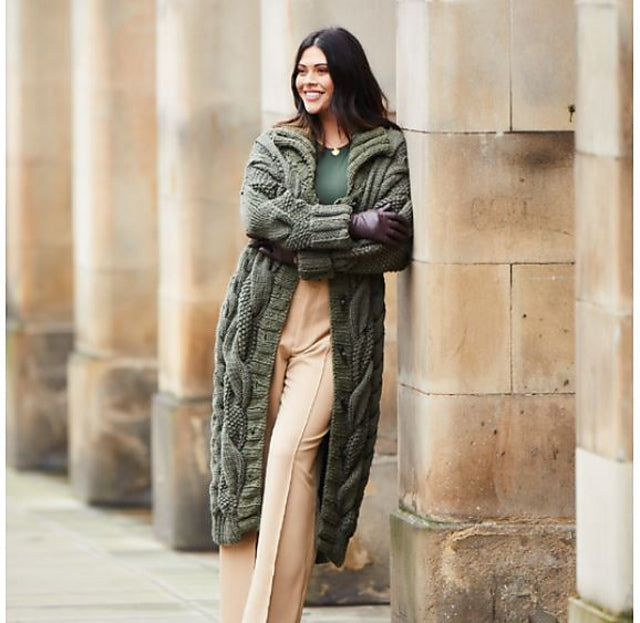 A Rowan Big Wool Pattern - Kloss (PDF)