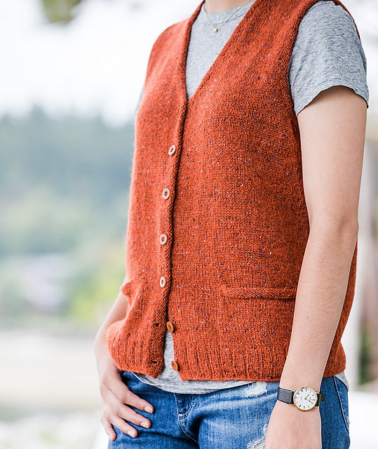A Churchmouse Yarns and Teas Pattern - Library Vest (PDF)
