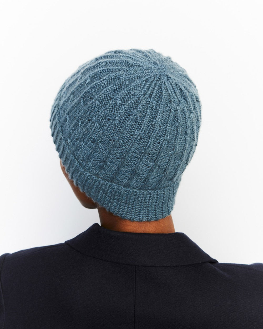 A FREE Lamana Cusco Pattern - Hat (10/05) (PDF)