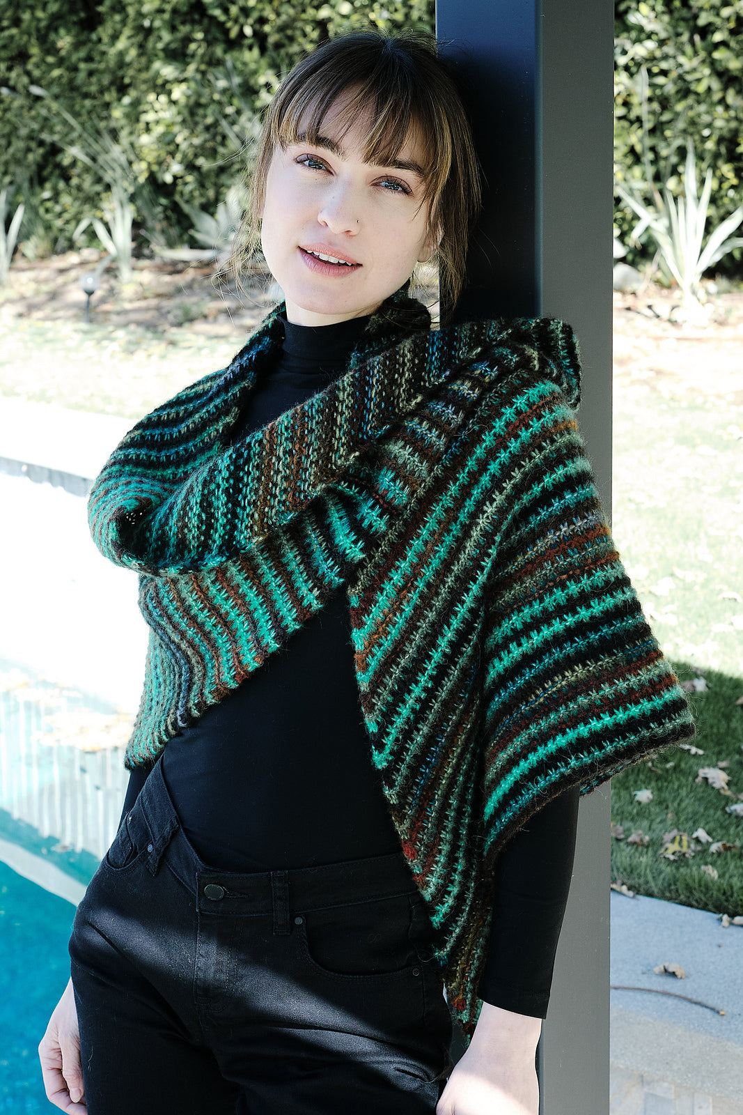 A Lana Grossa Picasso Pattern - Slipped Ridge Triangle Wrap (Design 7001-R) (PDF)