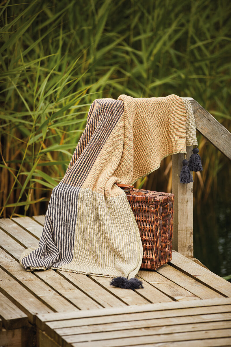 Rowan Magazine #71 - ORDERS THAT INCLUDE THIS BOOK SHIP FREE W/IN THE CONTIGUOUS US (Copy)