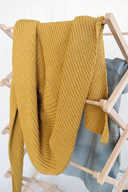 A Rowan Baby Cashsoft Merino Pattern - Lark (PDF)