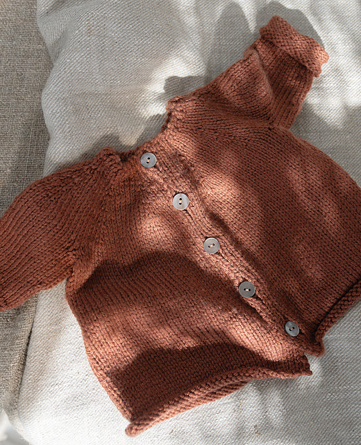 A Rowan Baby Cashsoft Merino Pattern - Little Lamb (PDF)