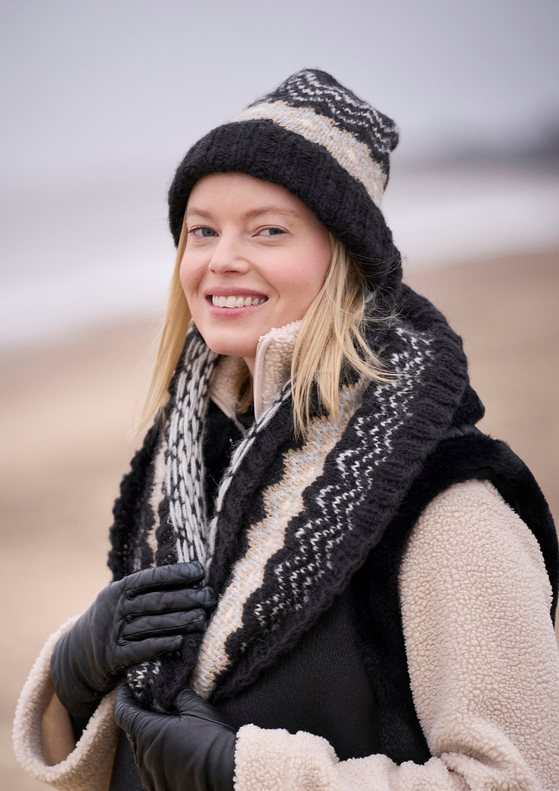 A Rowan Mode Alpaca Cotton Pattern - Coast Hat & Snood (PDF)