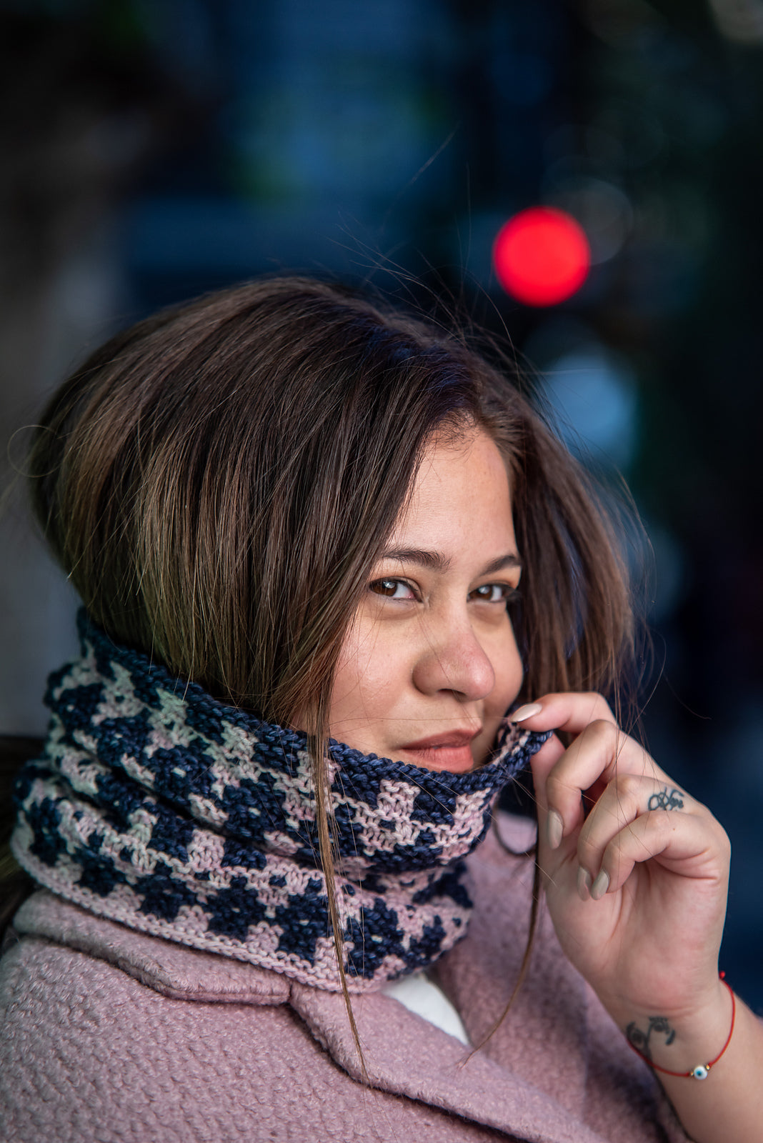 A Malabrigo Rios Pattern - Arrow Cowl (Print Pattern)