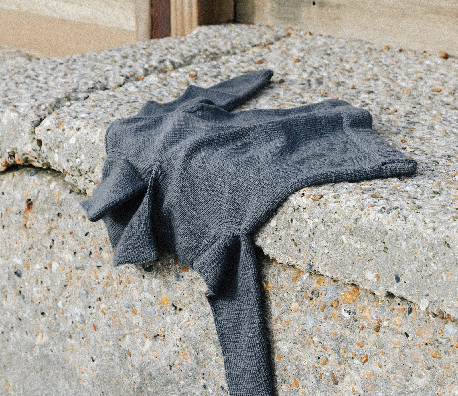 A Rowan Pebble Island Pattern - Maritime Pullover (PDF)