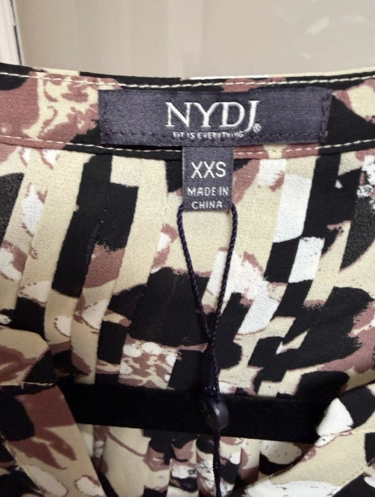 NWT, NYDJ's Pintuck Blouse Women's, Floral Design, XXS