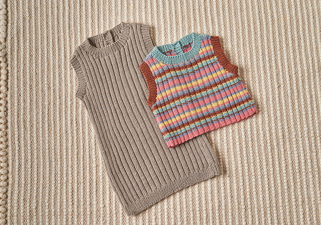 A Rowan Baby Cashsoft Merino Pattern - Oink (PDF)