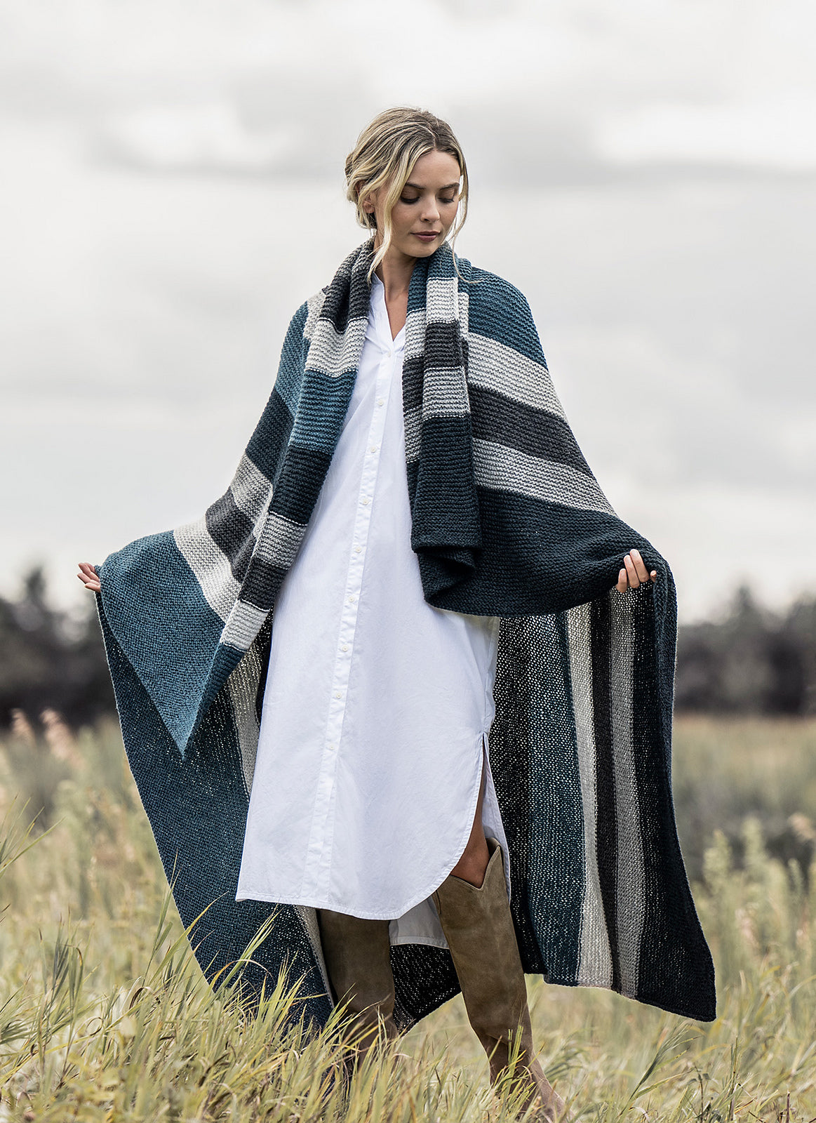 A FREE Blue Sky Fibers Woolstok Worsted Pattern - Berkeley Blanket (PDF)