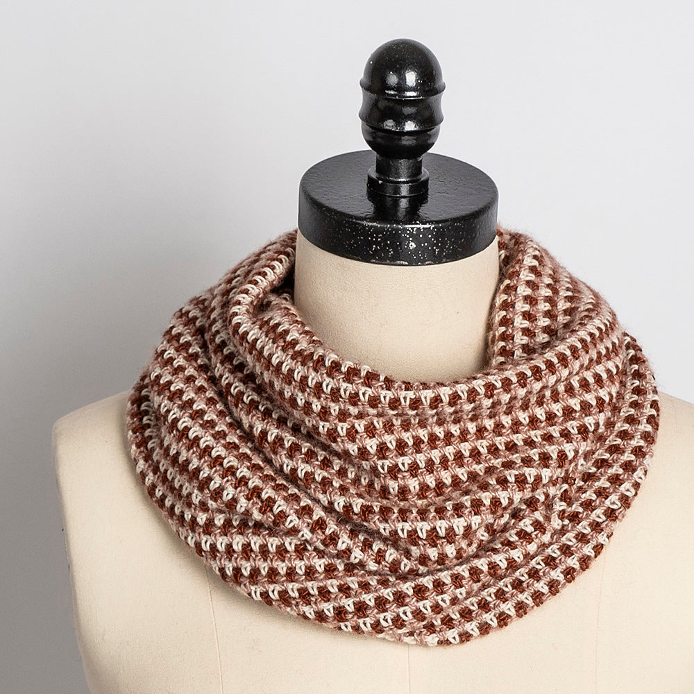 A FREE Blue Sky Fibers Metalico Pattern - Covington Cowl (PDF)