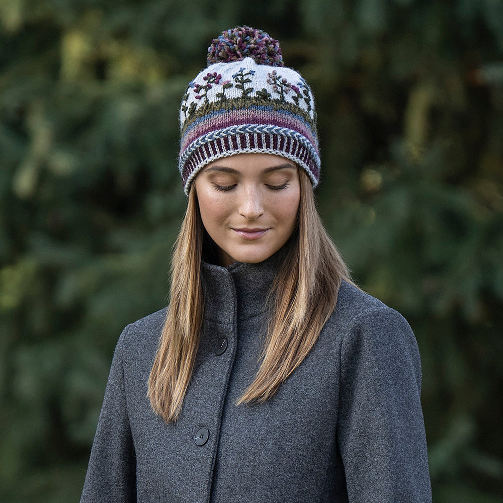A FREE Blue Sky Fibers Woolstok Worsted Pattern - Flora Adora Hat (PDF)