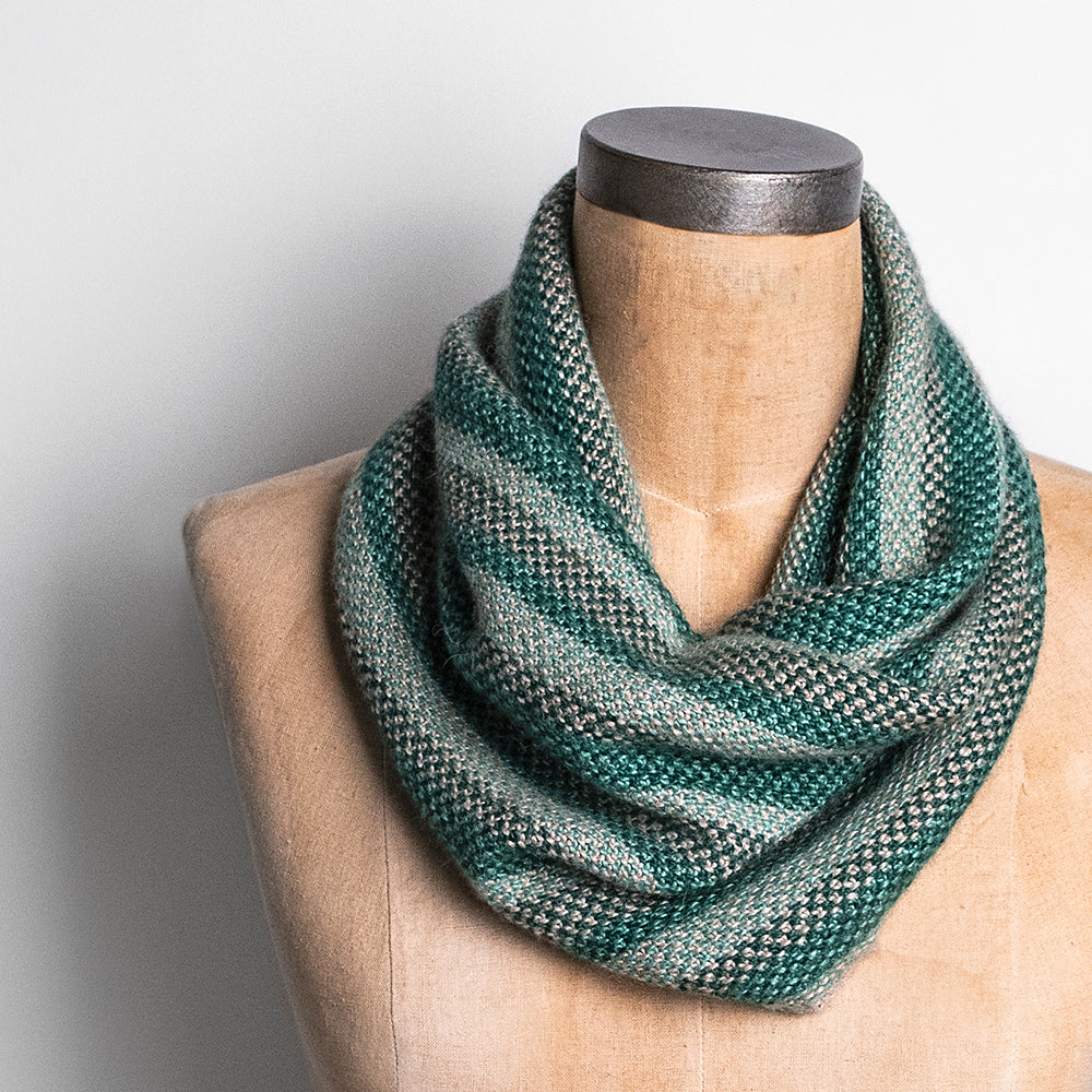 A FREE Blue Sky Fibers Metalico Pattern - Lexington Cowl (PDF)