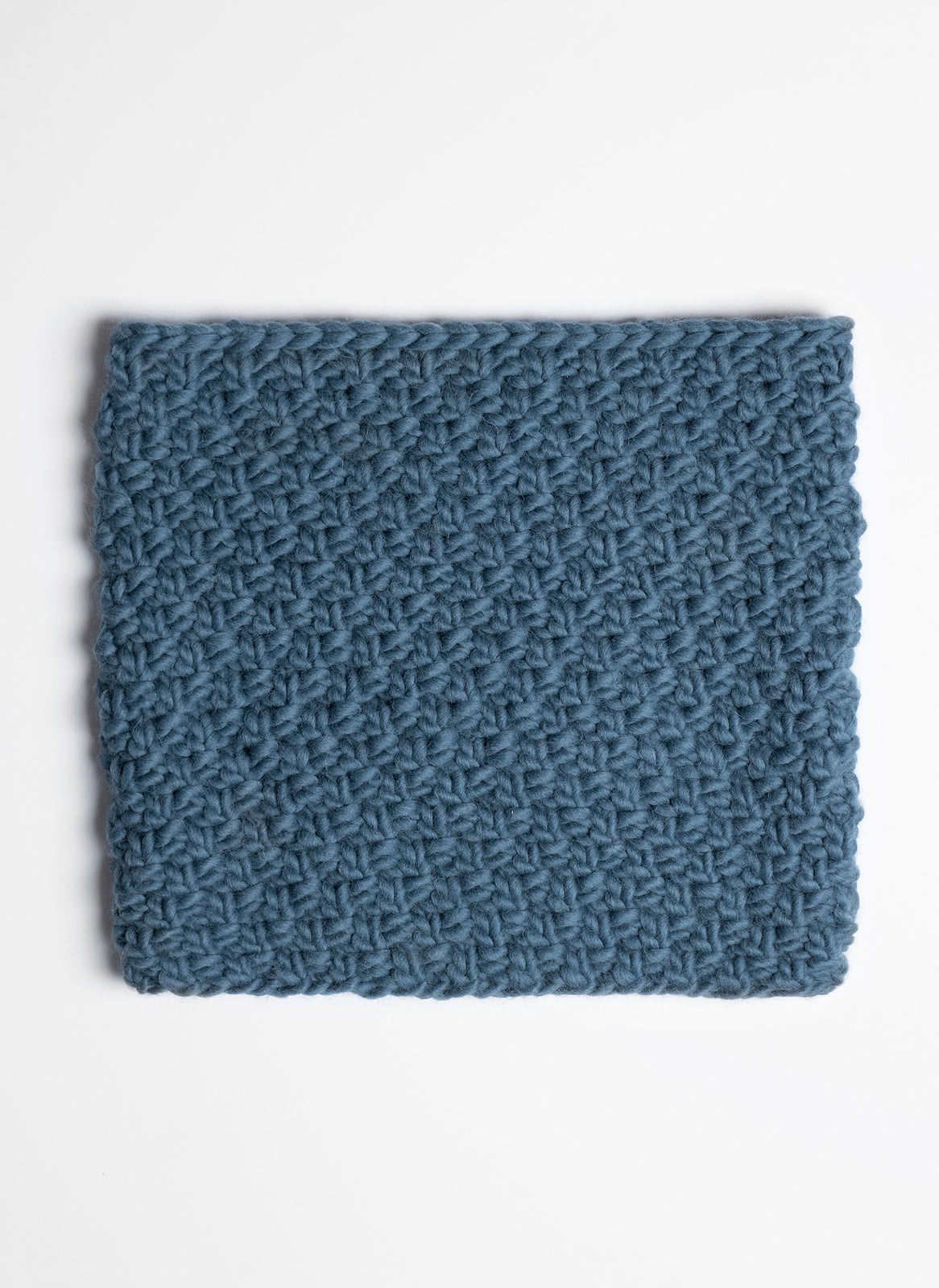 A FREE Blue Sky Fibers Bulky Pattern - Lutsen Cowl (PDF)