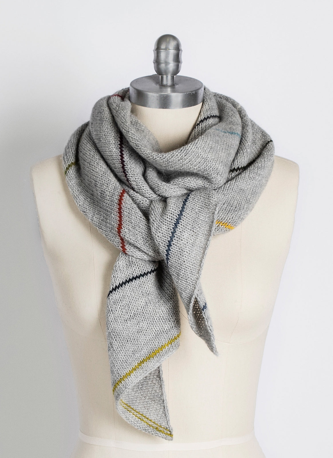 A FREE Blue Sky Fibers Woolstok Light Pattern - Sarasota Scarf (PDF)