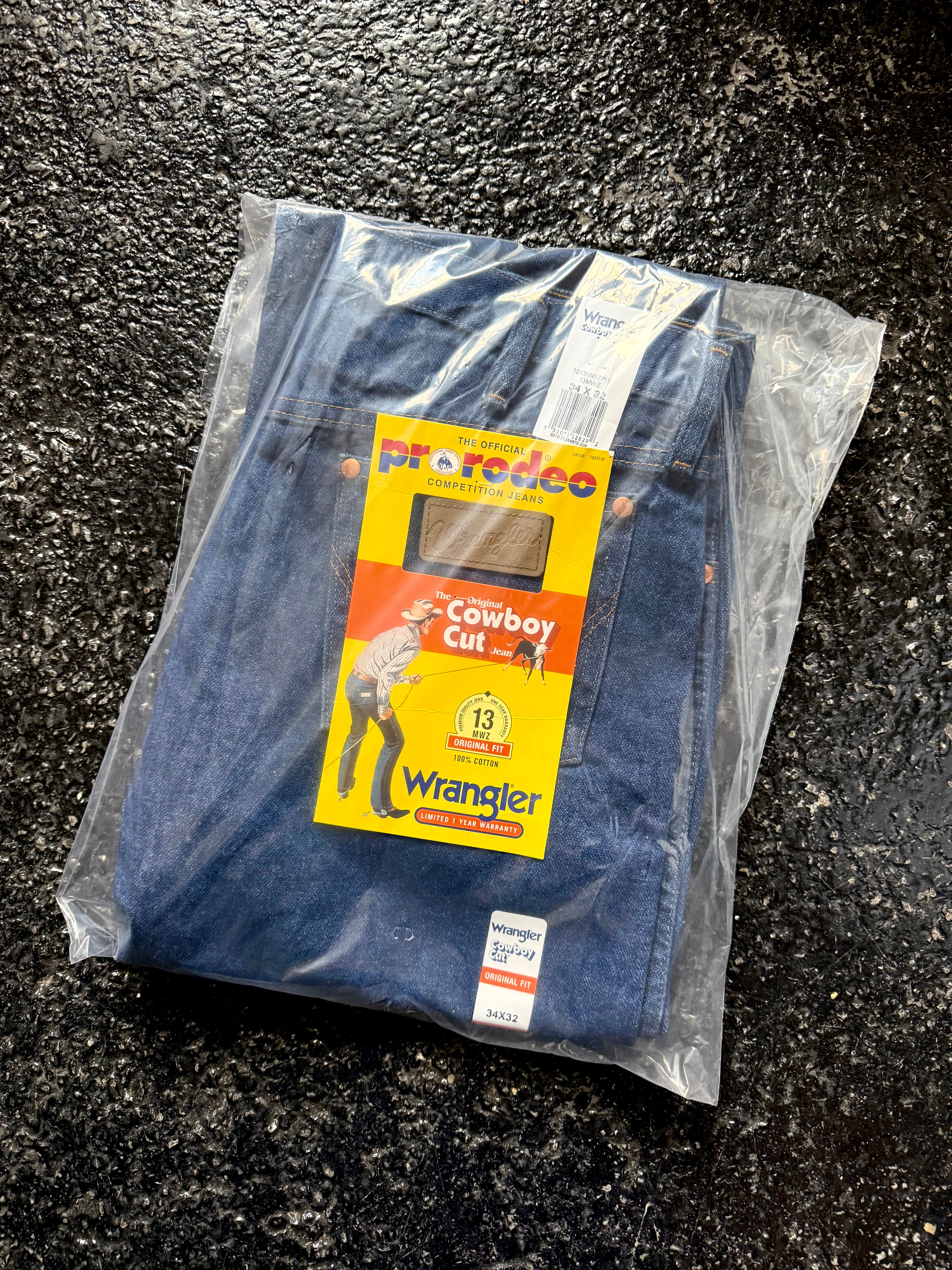 Brand New, Wrangler Men's 13MWZ Cowboy Cut Original Fit Jean, 34 x 32