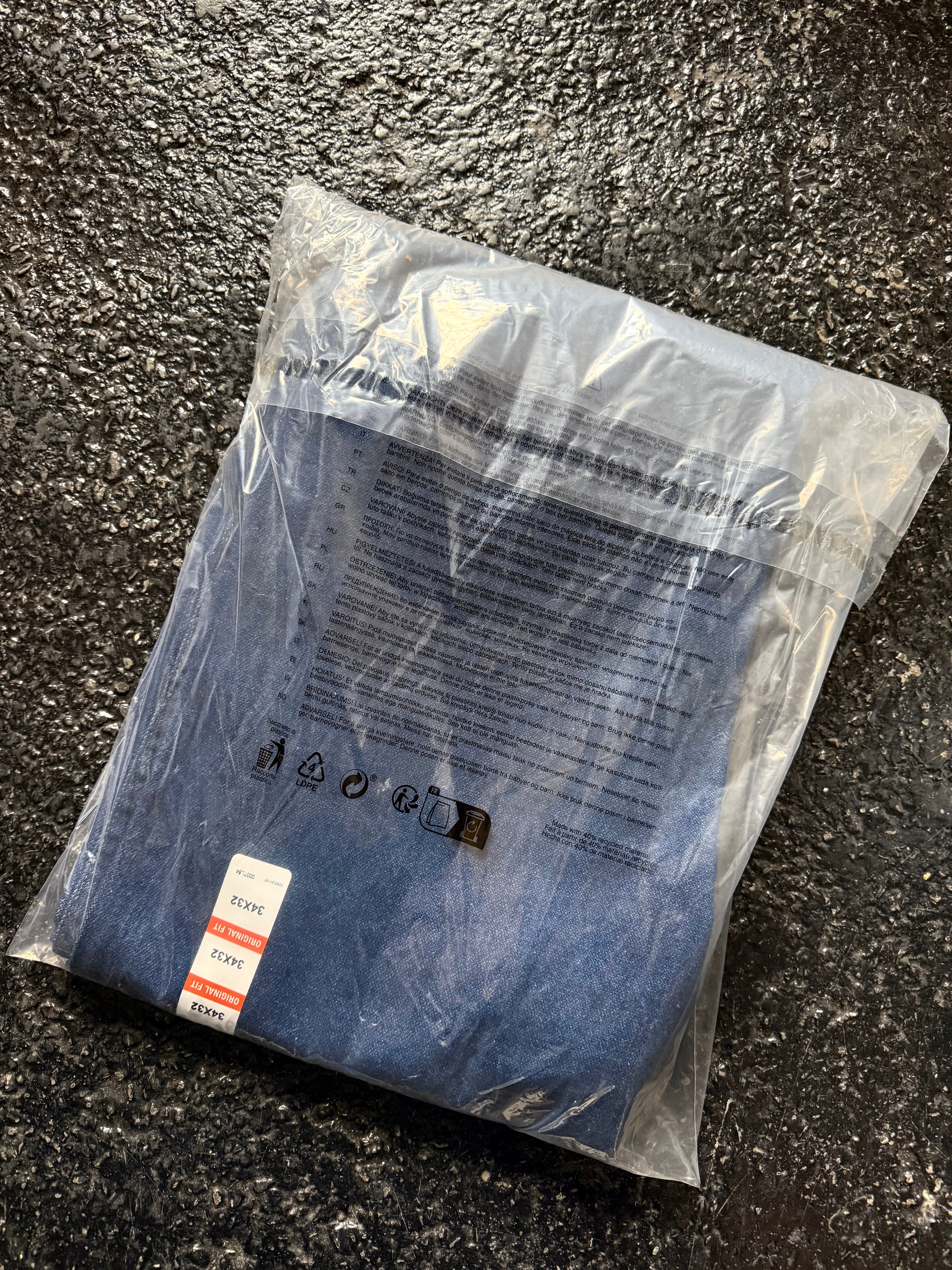 Brand New, Wrangler Men's 13MWZ Cowboy Cut Original Fit Jean, 34 x 32