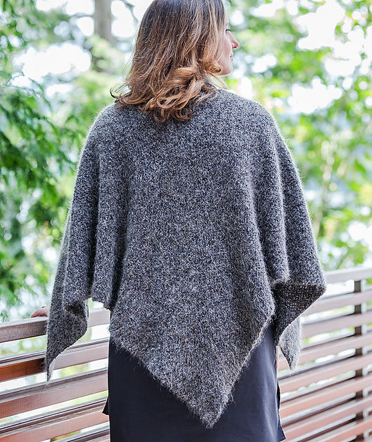 A Churchmouse Yarns and Teas Pattern - Quadrangle Wrap (PDF)