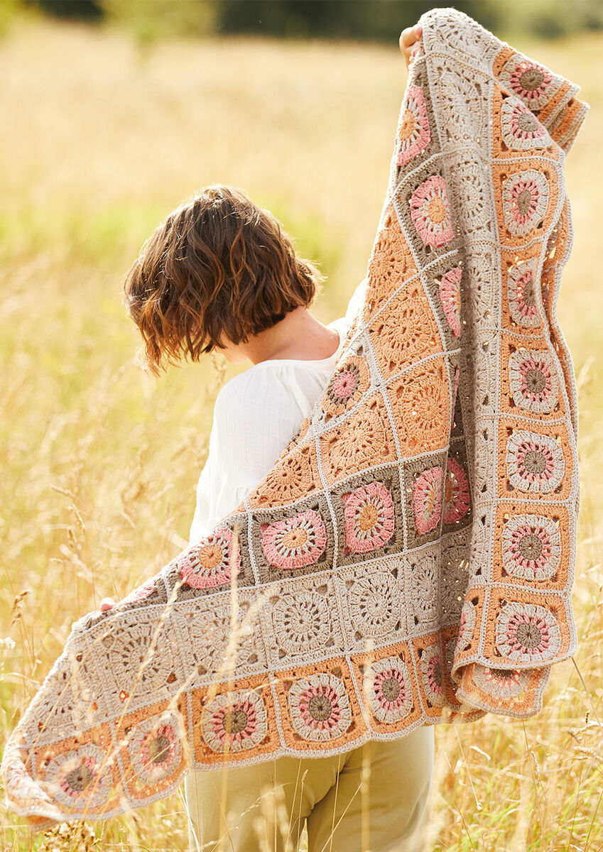 Rowan Magazine #71 - ORDERS THAT INCLUDE THIS BOOK SHIP FREE W/IN THE CONTIGUOUS US (Copy)