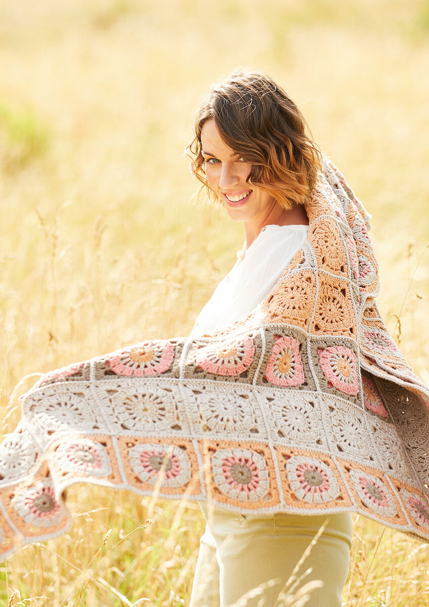 Rowan Magazine #71 - ORDERS THAT INCLUDE THIS BOOK SHIP FREE W/IN THE CONTIGUOUS US (Copy)