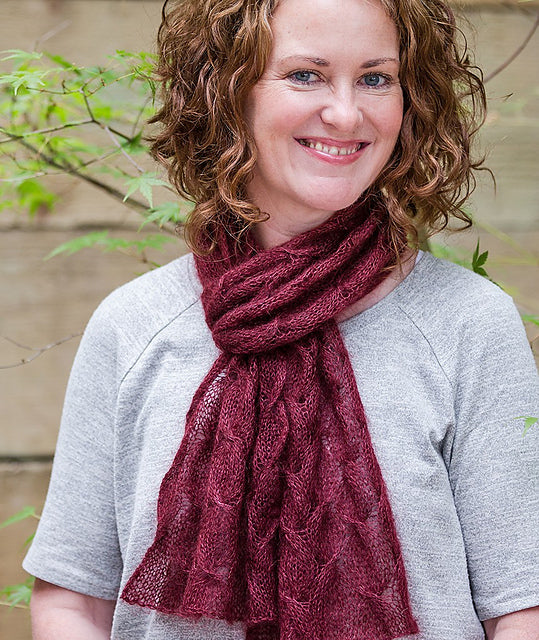 A Churchmouse Yarns and Teas Pattern - Spin Stitch Scarf & Poncho (PDF)