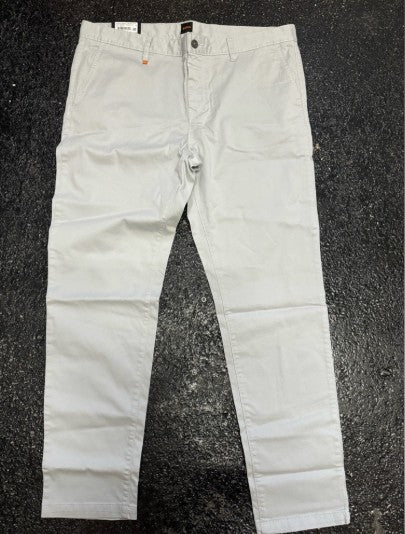 NWT Boss Schino-Taber Tapered Fit Chinos 40x34